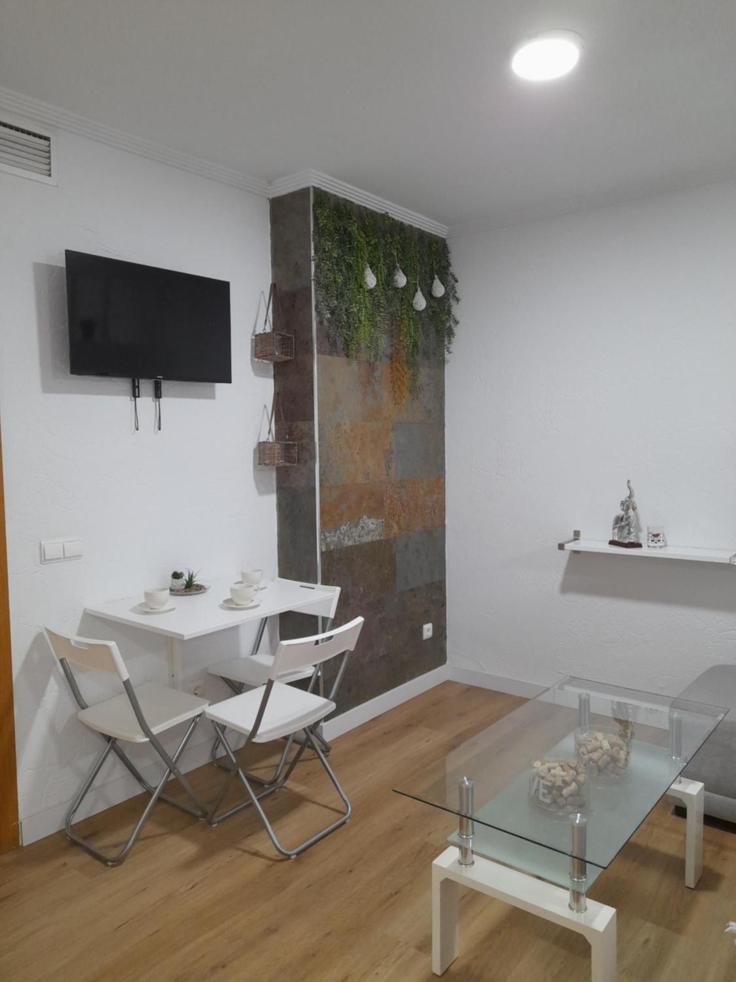 Comodo Aparta Estudio Centrico En Alicante Extérieur photo