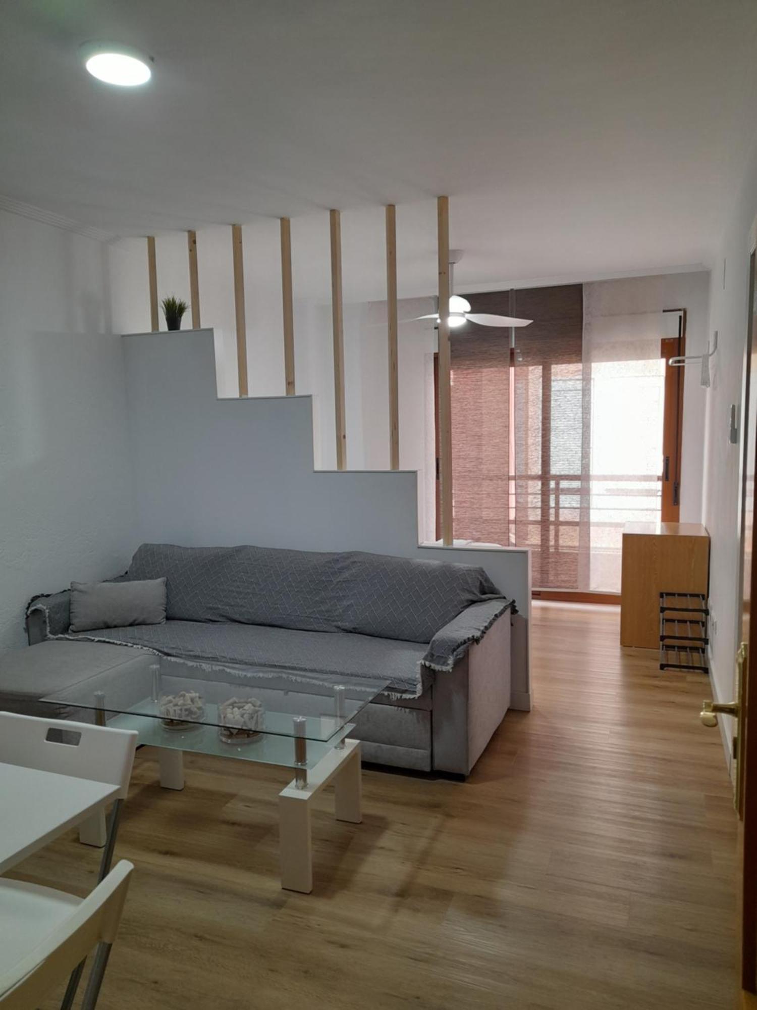 Comodo Aparta Estudio Centrico En Alicante Extérieur photo